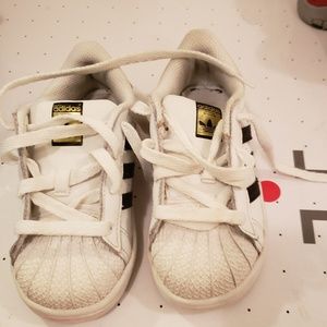 *SOLD*Toddler Adidas Superstars Size 9c